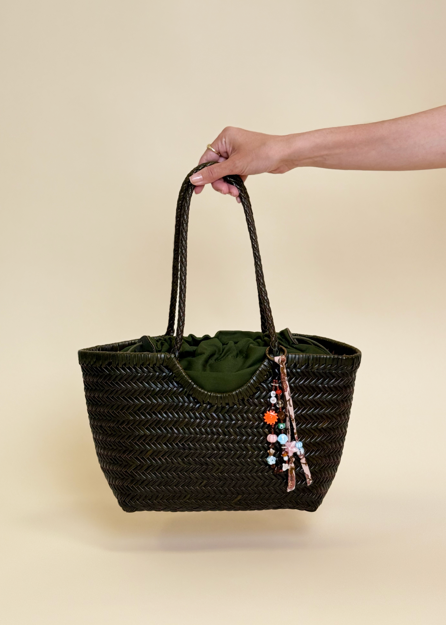 LEATHER MIDI WOVEN BAG - GREEN