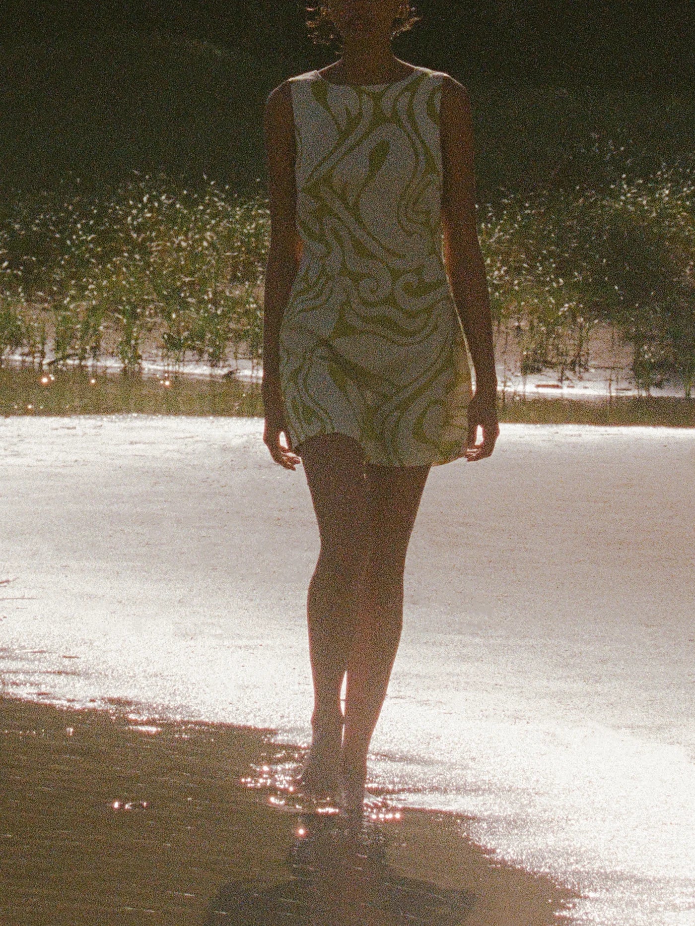 LOLA MINI DRESS SILHOUETTE