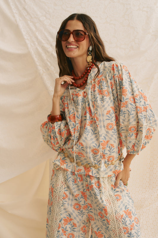 SOFT PETALS CARLA BLOUSE