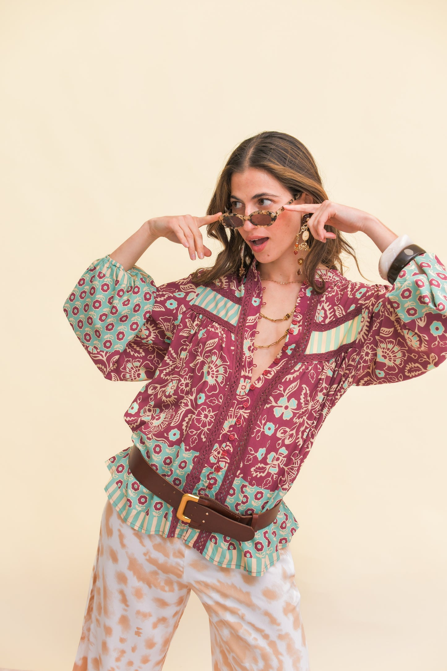ATHENA PRINT BEE BLOUSE
