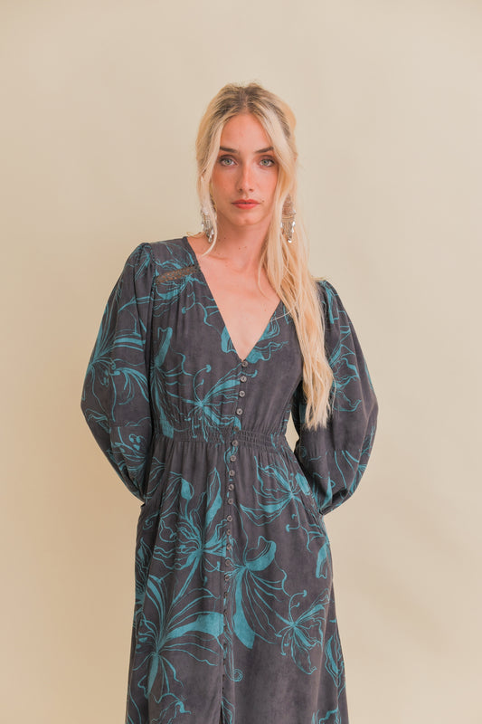 MIDNIGHT LILLY PRINT LONG SLEEVE CARMEN MAXI DRESS
