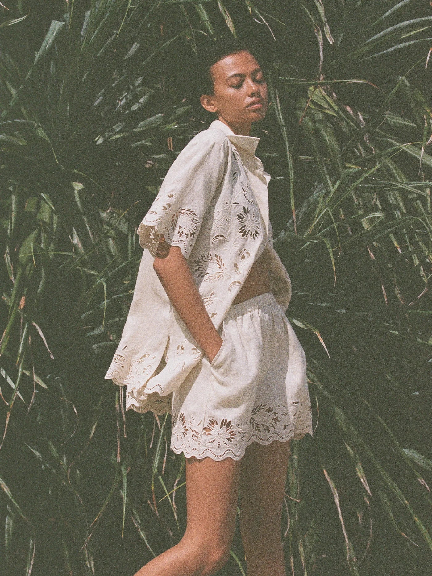 CONNIE MINI SKIRT BRODEIRED