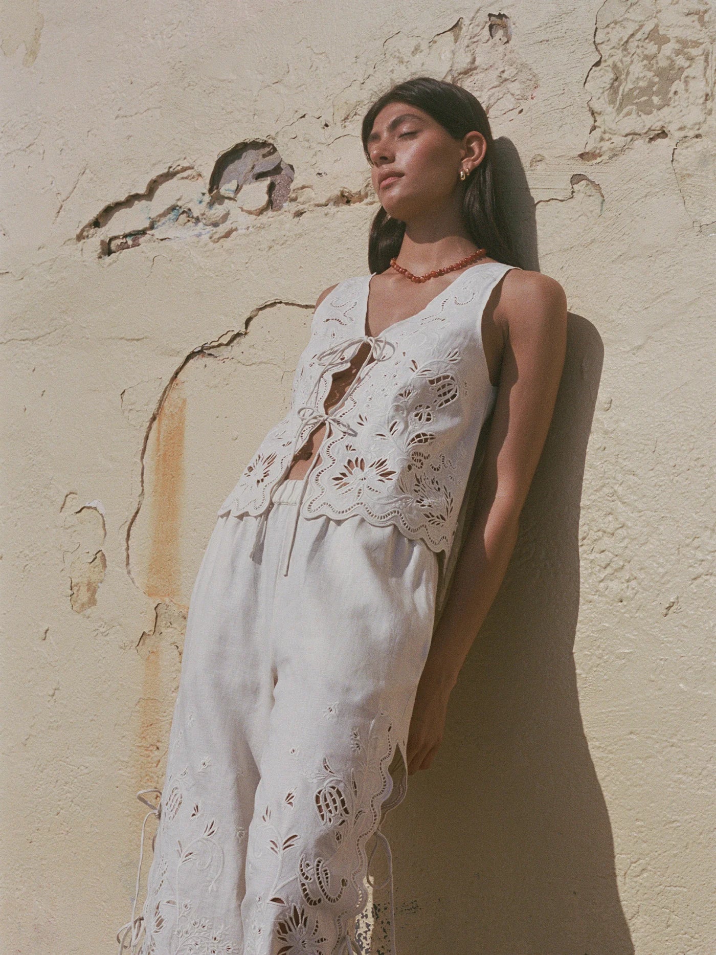 KAIA TOP SERPENTINE BRODERIE