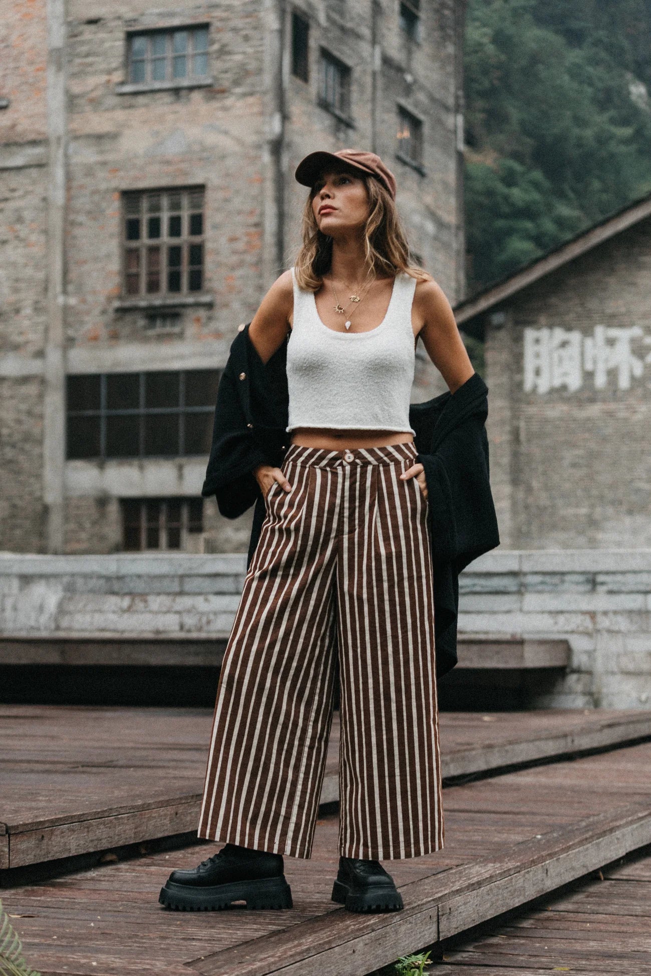 GABBI - STRIPED MID-WAIST CORD PANTS