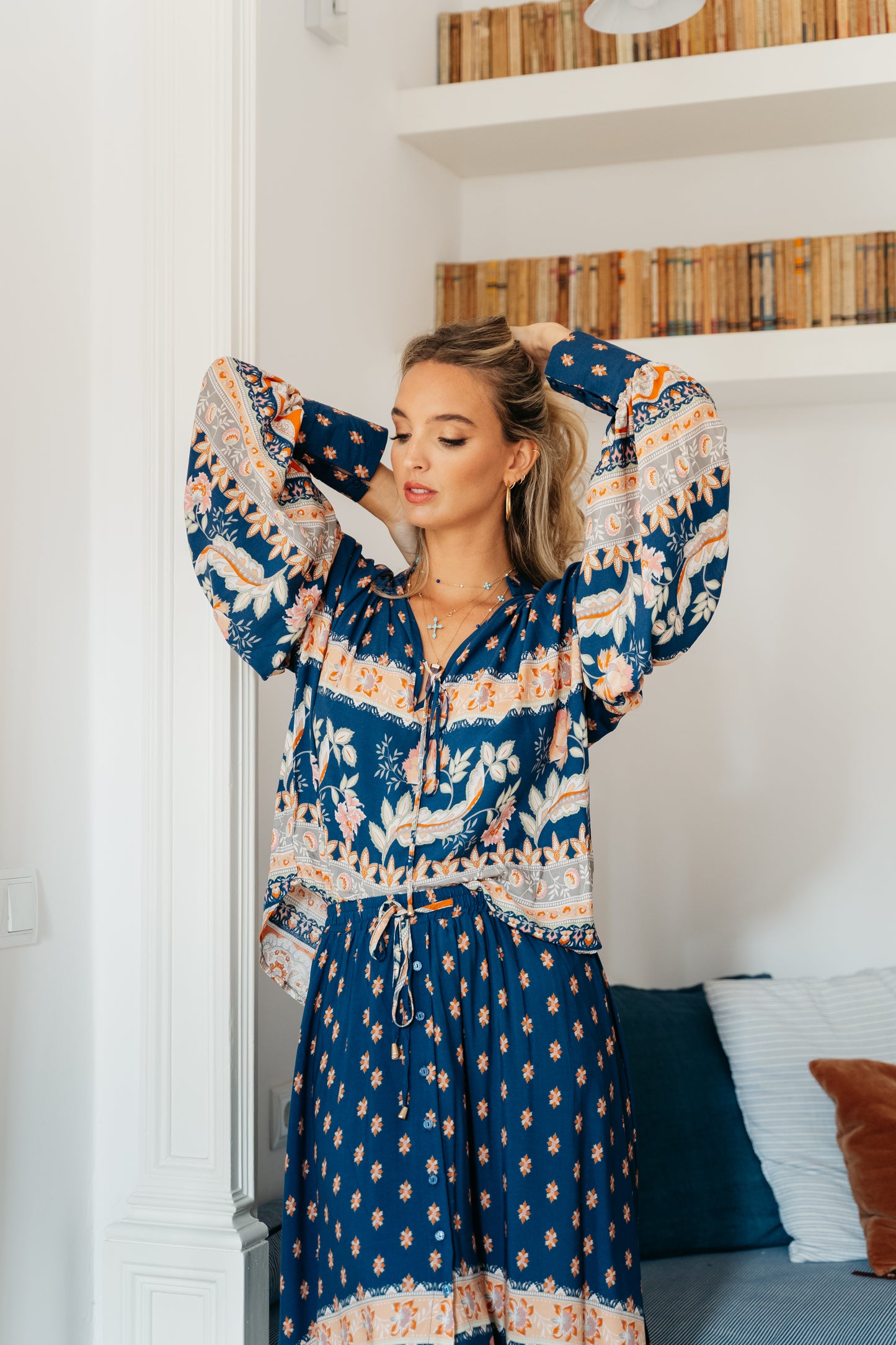 Top Marfa Navy Peaches Print