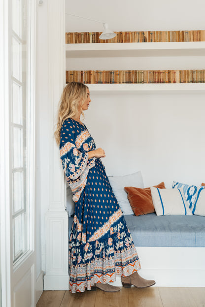 NAVY PEACHES PRINT DAPHNE SKIRT