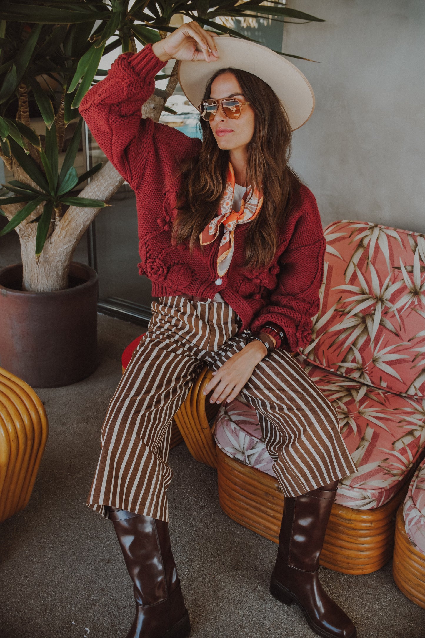 GABBI - STRIPED MID-WAIST CORD PANTS