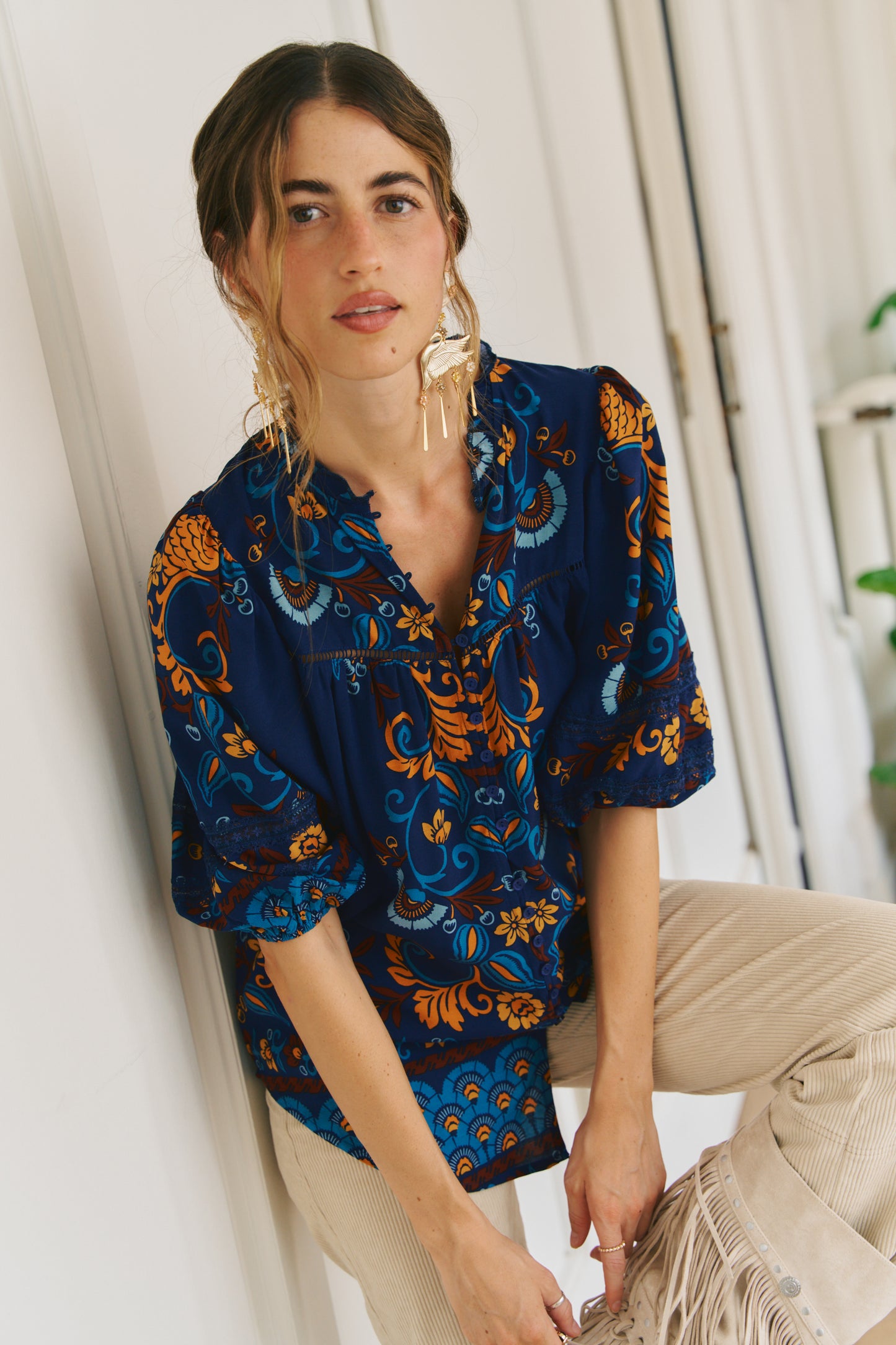 MOON DANCE PRINT CYRA BLOUSE
