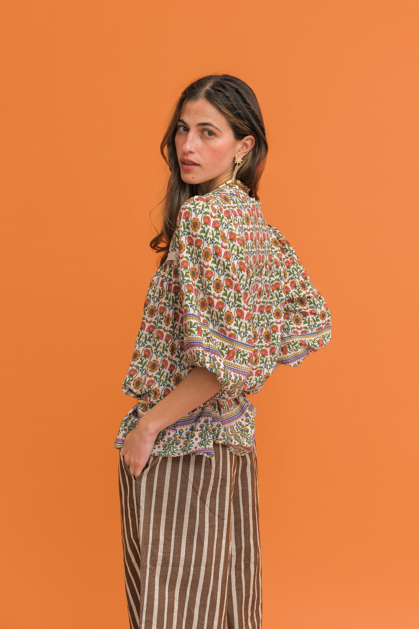 HARLOWE PRINT BEE BLOUSE