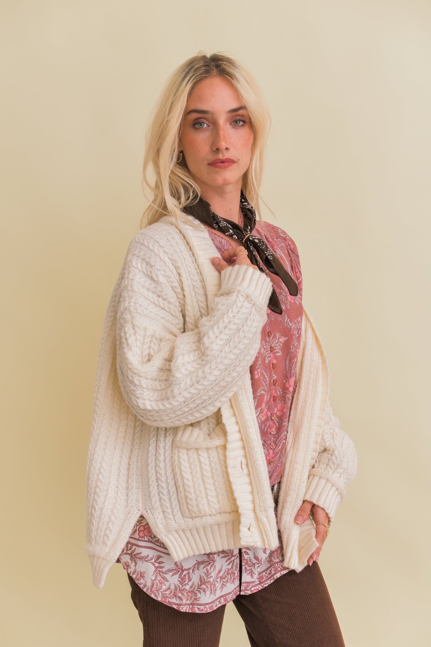 MACADAMIA KNIT