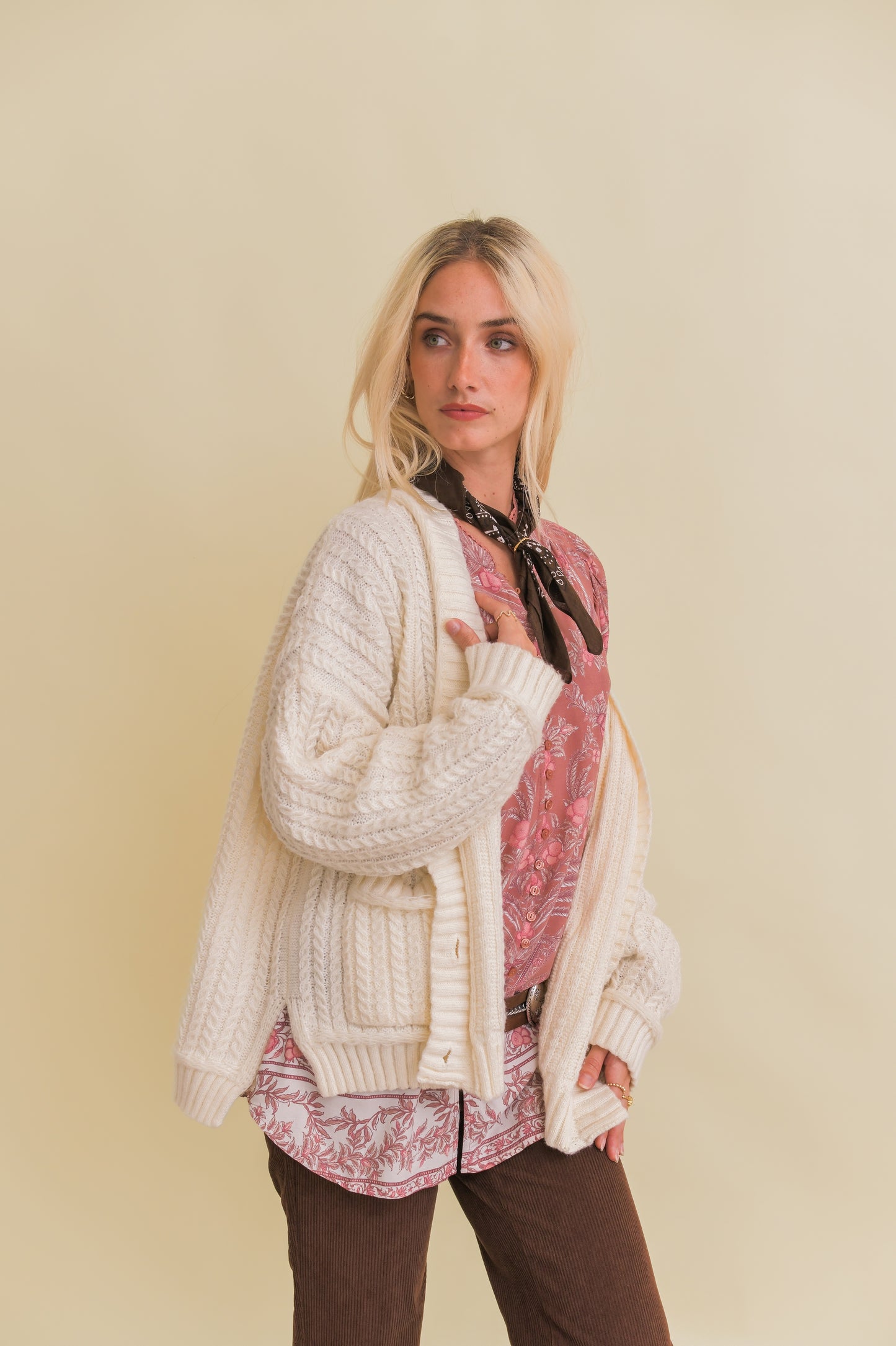 MACADAMIA KNIT