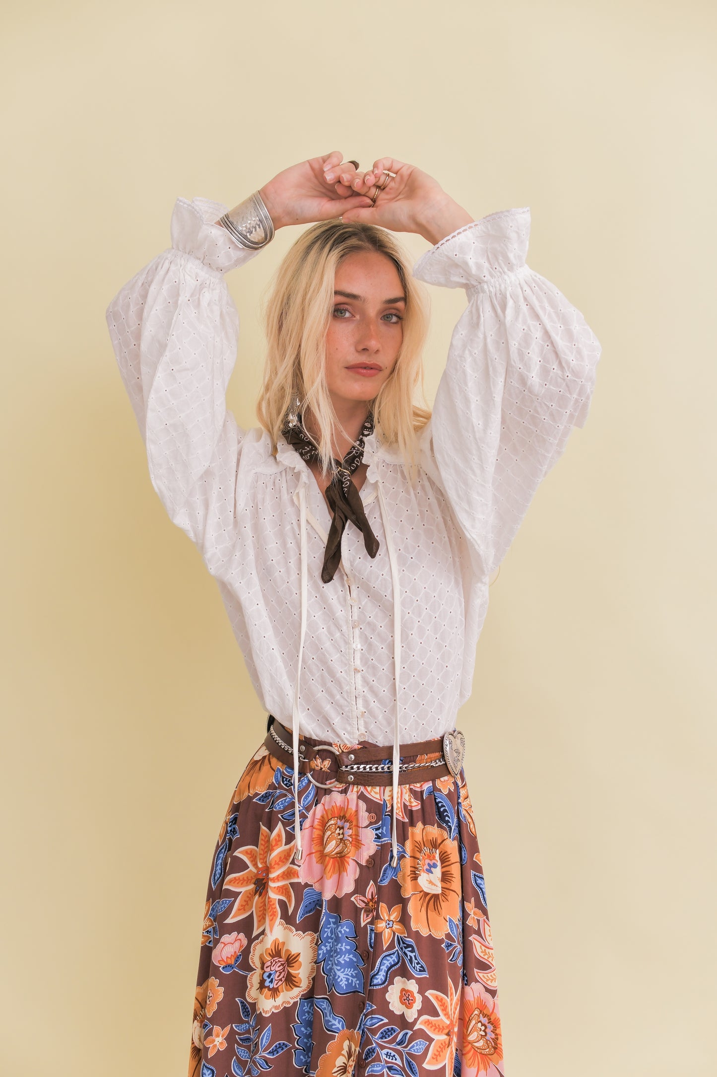 EMBROIDERED WHITE TATIANA BLOUSE