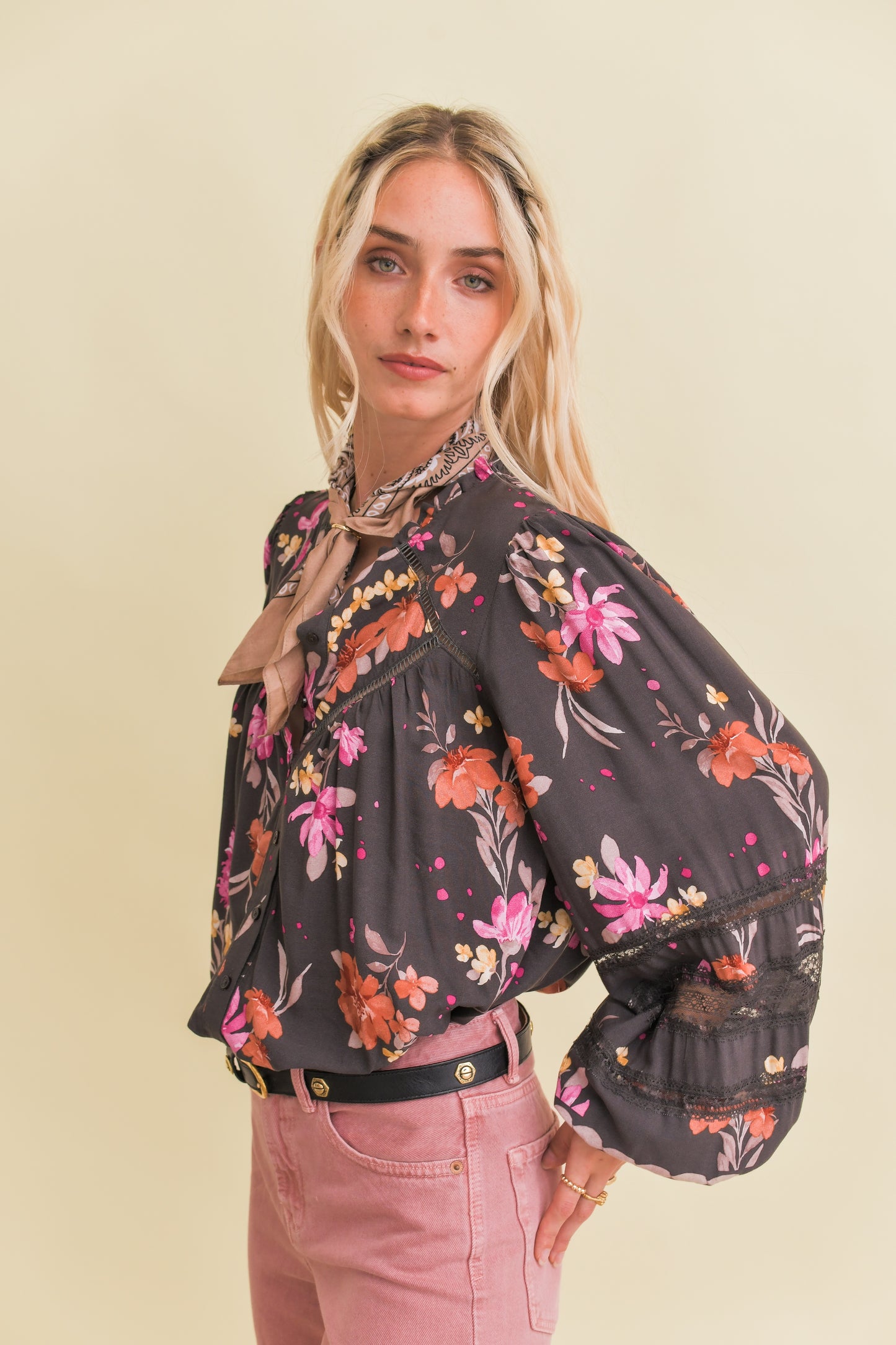 MONARCH BLOOM PRINT ELIZA BLOUSE