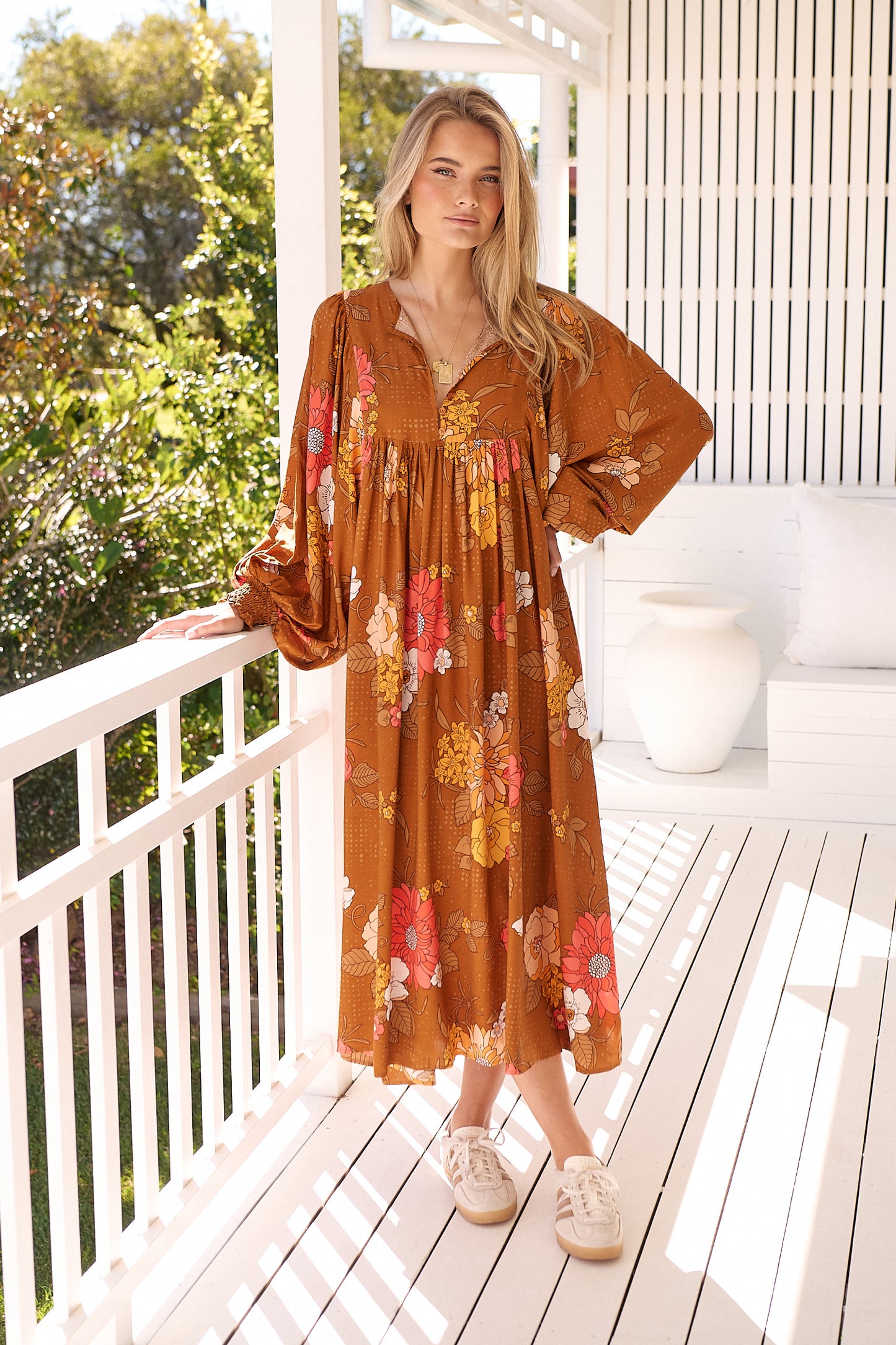 NATALIA TIA MIDI