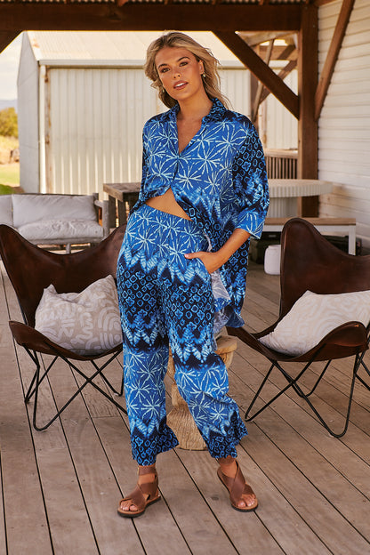 TRANQUIL TIDES PRINT CABANA SHIRT