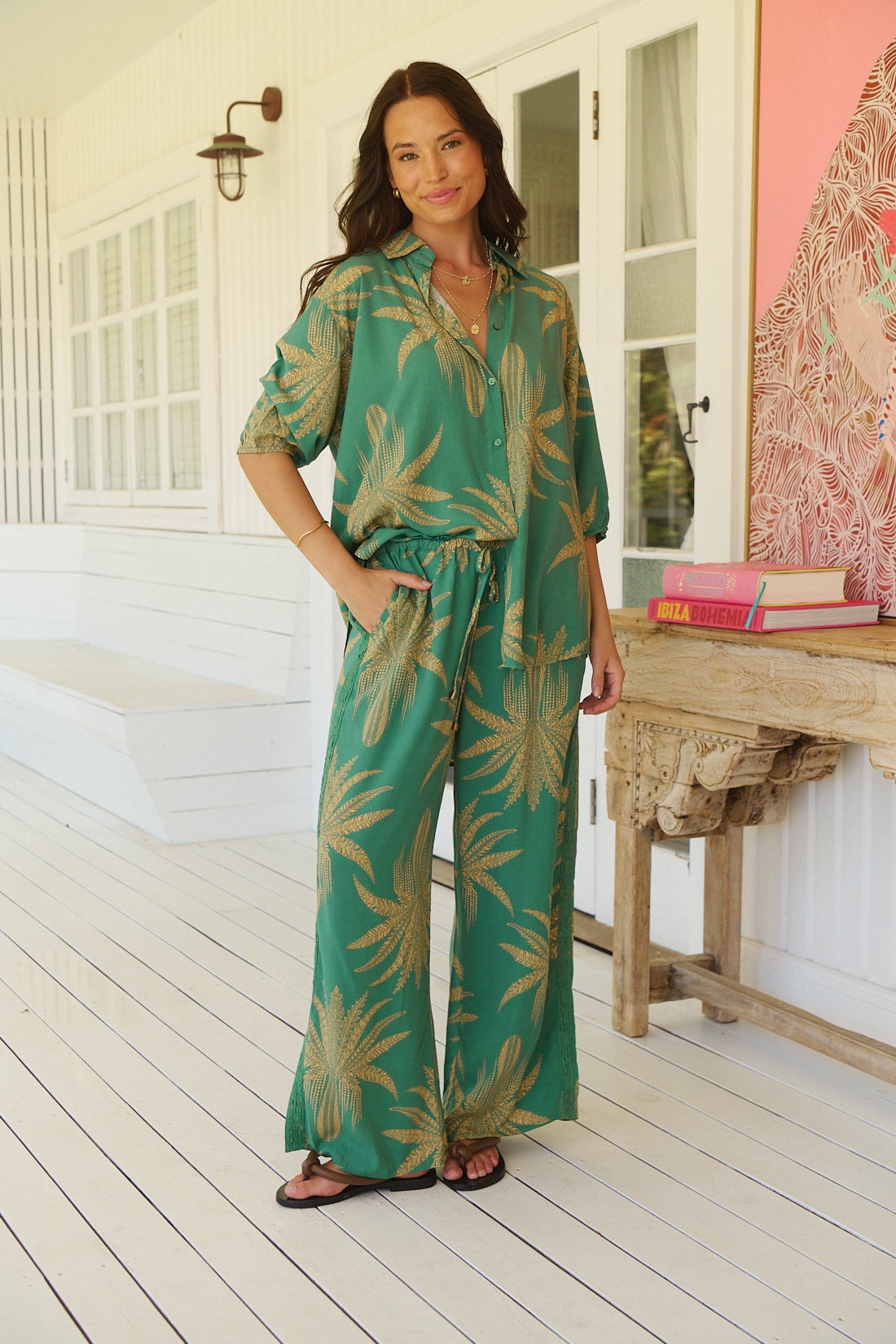 ISLAND LUXE PRINT STEVIE SHIRT