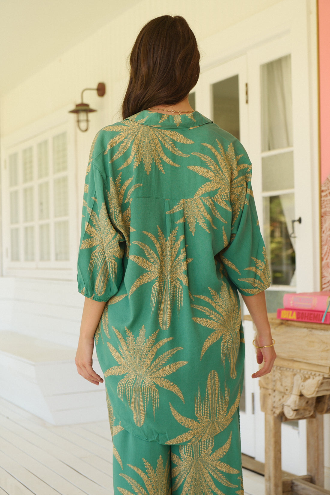 ISLAND LUXE PRINT STEVIE SHIRT