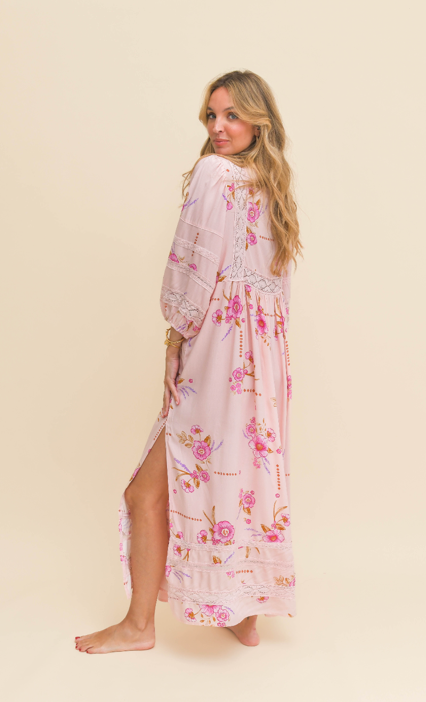 BLUSHING FIELDS PRINT MEADOW MAXI DRESS