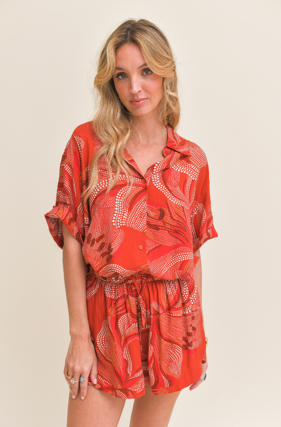 HIBISCUS PRINT LOLA SHIRT