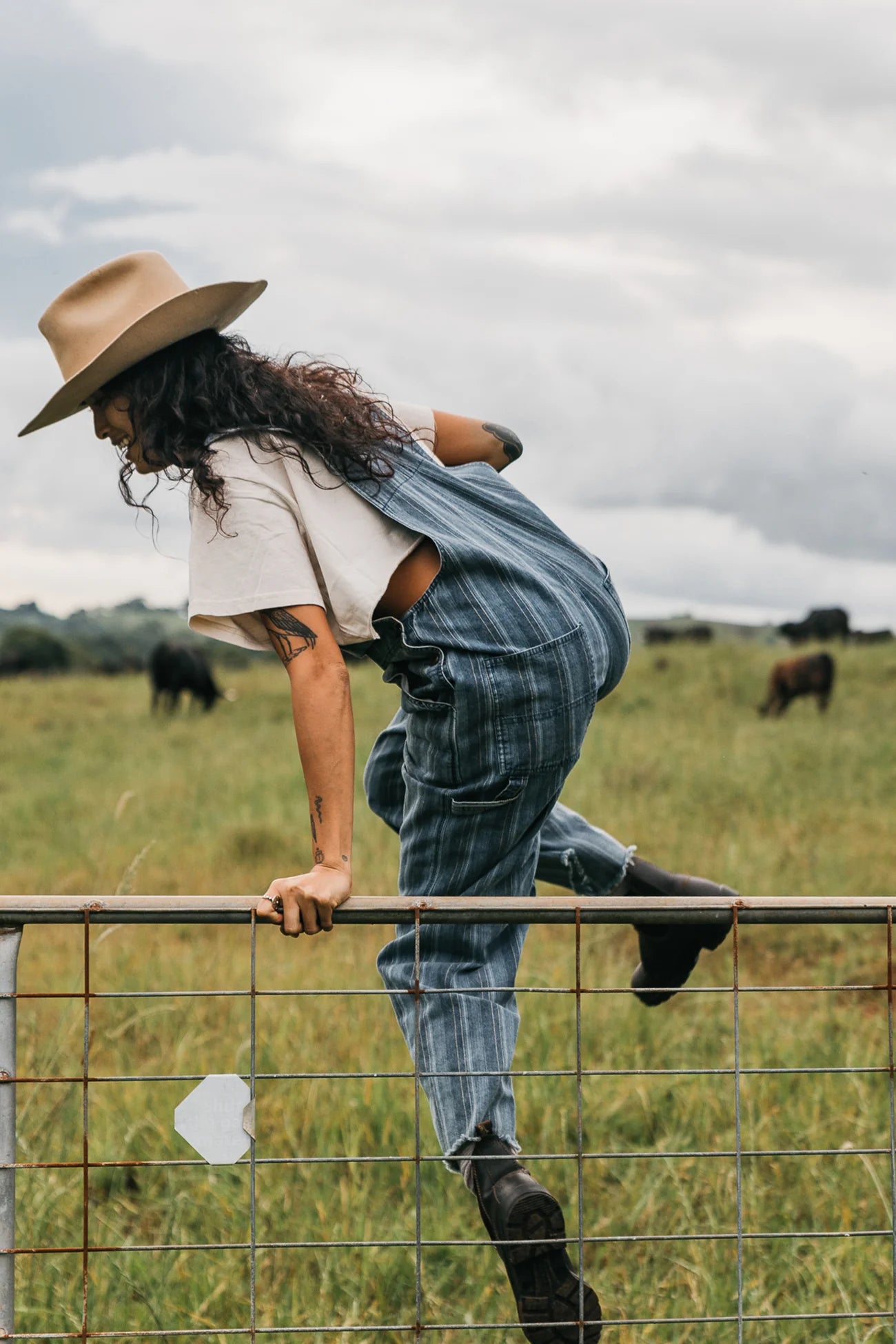 JAGGER - WASHED DENIM OVERALLS
